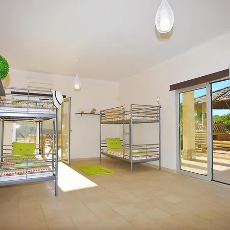 Villa In Montechoro Near Golden Beaches וילה