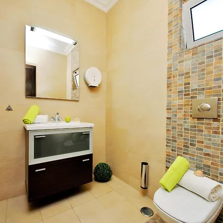 Villa In Montechoro Near Golden Beaches * Albufeira