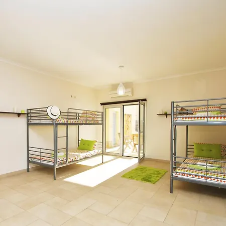 Villa In Montechoro Near Golden Beaches ヴィラ アルブフェイラ